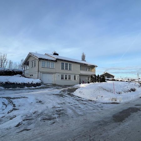 Koselig Rom I Rolige Omgivelser Amot Bagian luar foto
